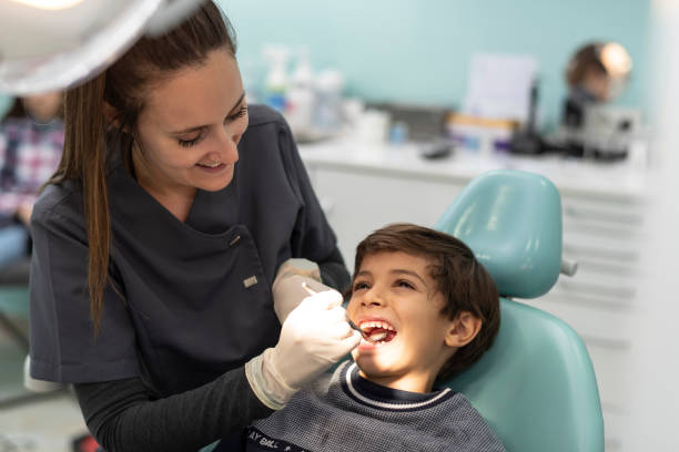 Best Cracked Tooth Emergency Dentist  in Bellflower, CA